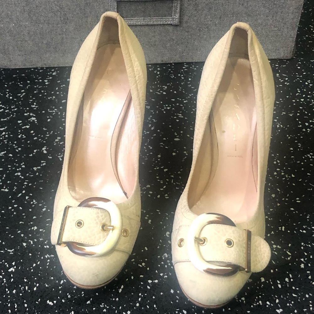 CASADEI Buckle Heel in cream and tortoise